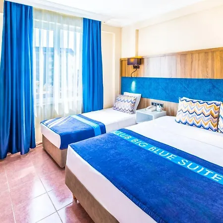 Ξενοδοχείο Club Big Blue 4*