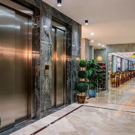 Ξενοδοχείο Club Big Blue 4*
