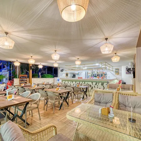 Club Big Blue 4*