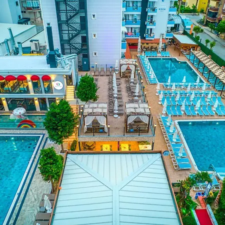 Club Big Blue 阿拉尼亚