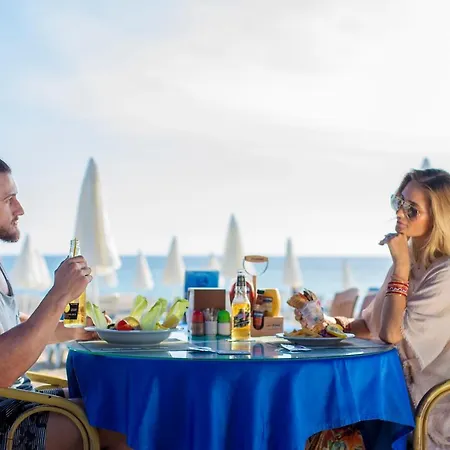 Ξενοδοχείο Club Big Blue