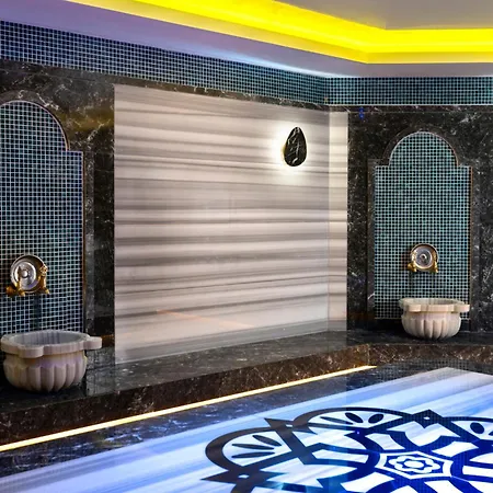 Club Big Blue מלון 4*